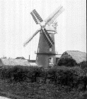 tower_mill_sails.gif (29555 bytes)