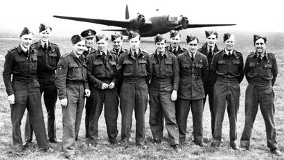An aircrew from New Zealand 75 squadron